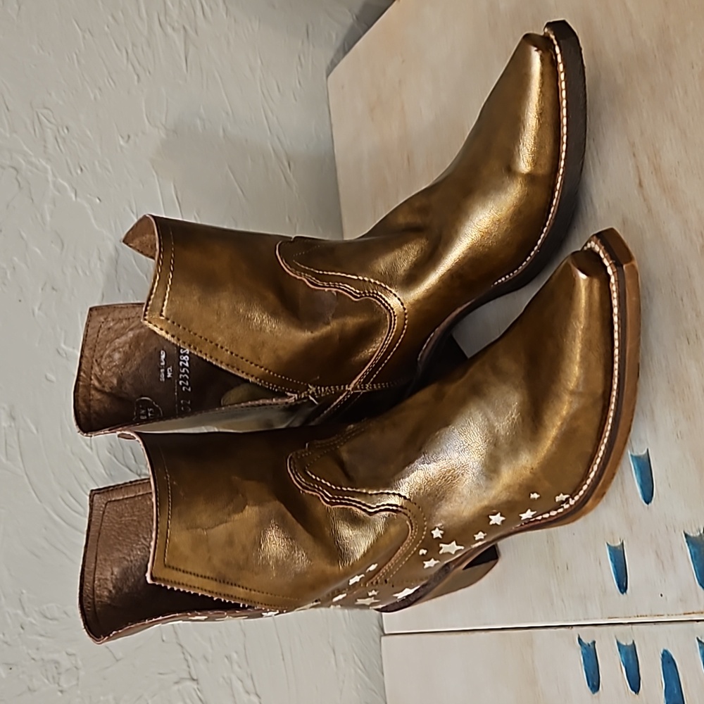 Novacona boots